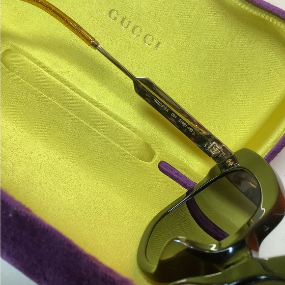 Gucci Signature Web Sherry Line Shades - Picture 7 of 13